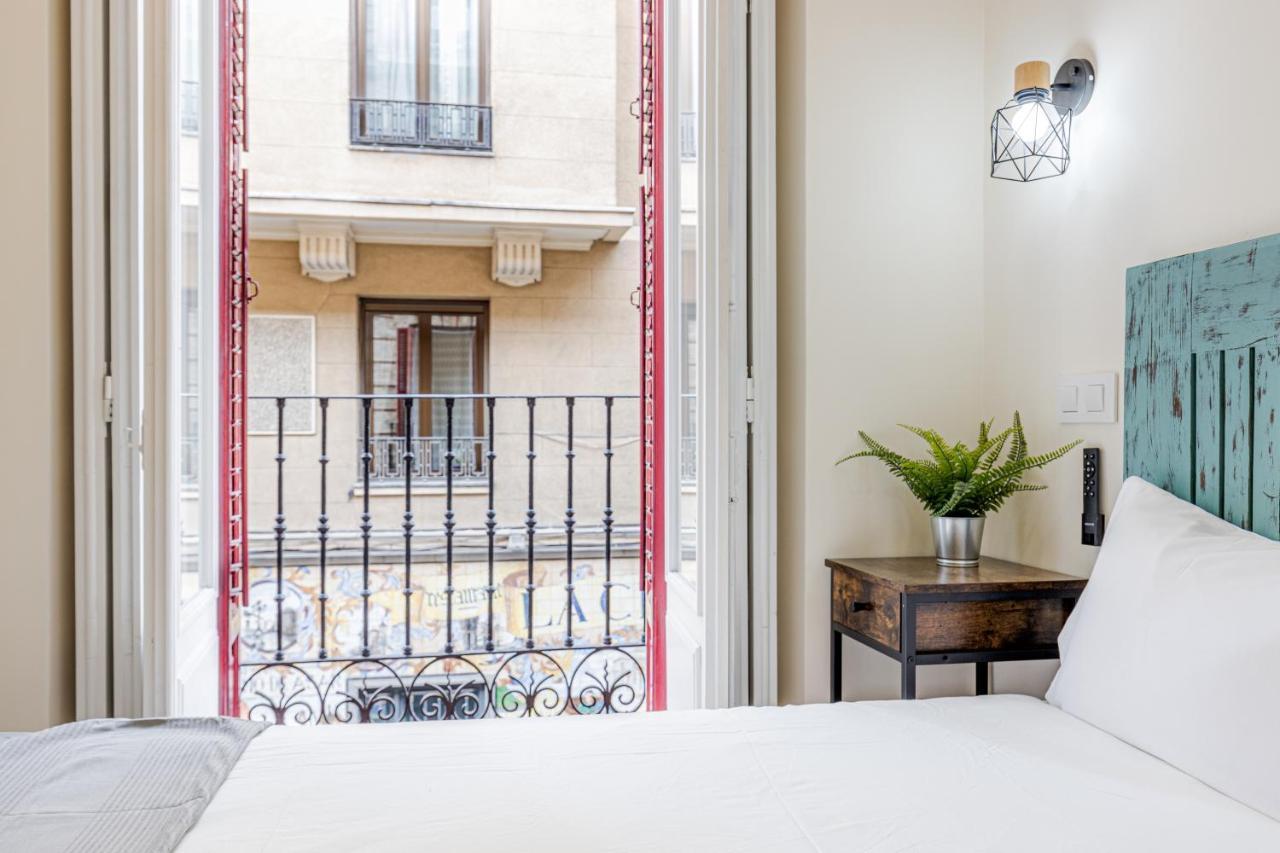Latina XIII Apartamento Madrid Exterior foto