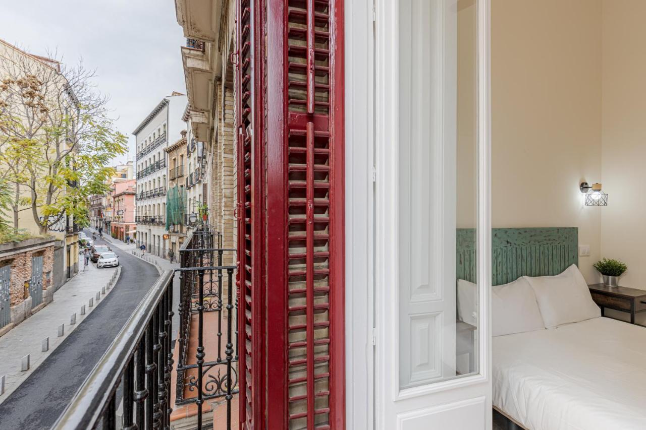 Latina XIII Apartamento Madrid Exterior foto